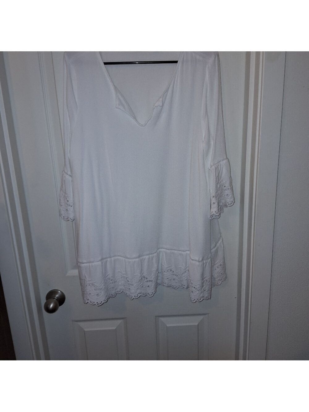 White Rayon Long Sleeve Lace Blouse Size 16